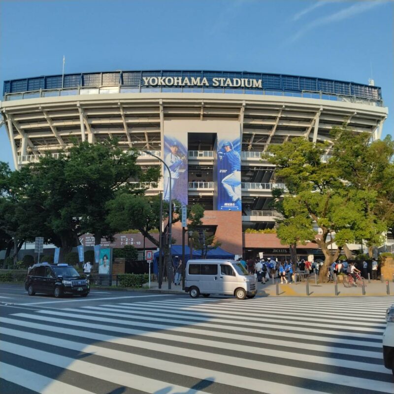 横浜スタジアム入り口