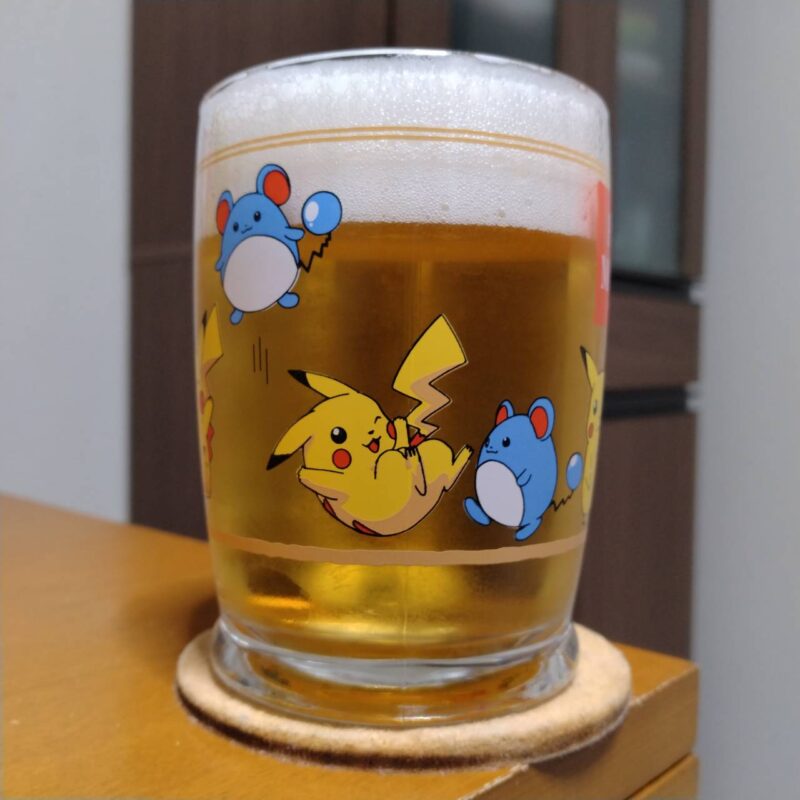 グラスに注いだアサヒオリオン75BEER WEIZEN(その2)