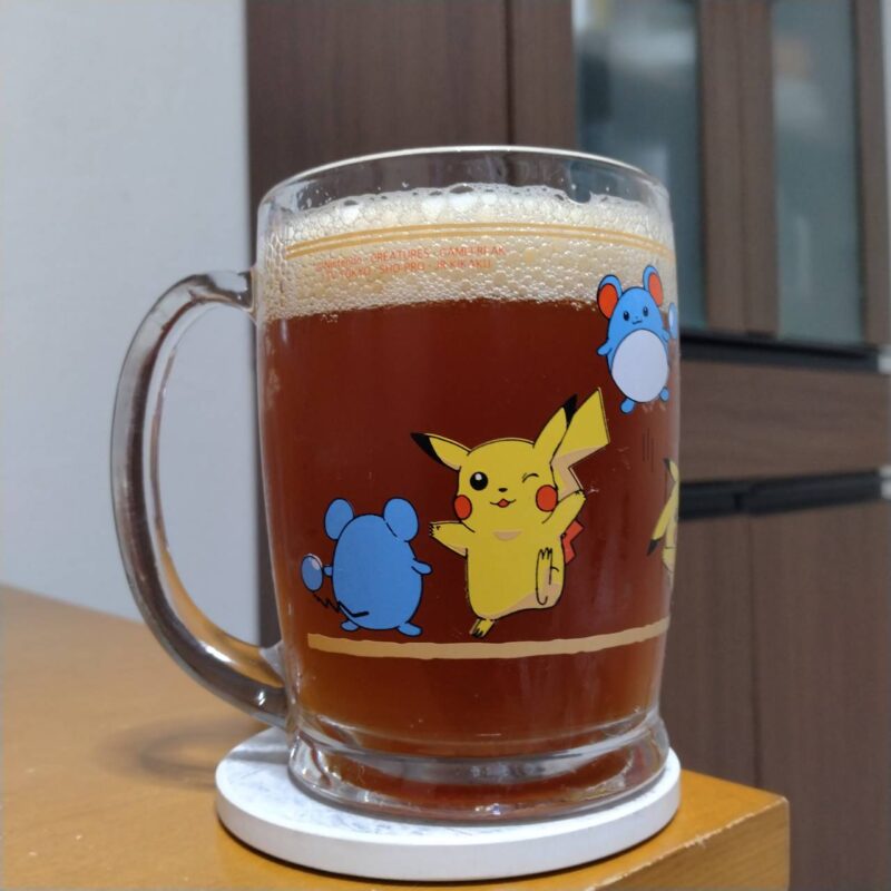 グラスに注いだヘリオス酒造イトーヨーカドー限定CRAFT DAYS HELIOS limited American Amber Lager(その1)