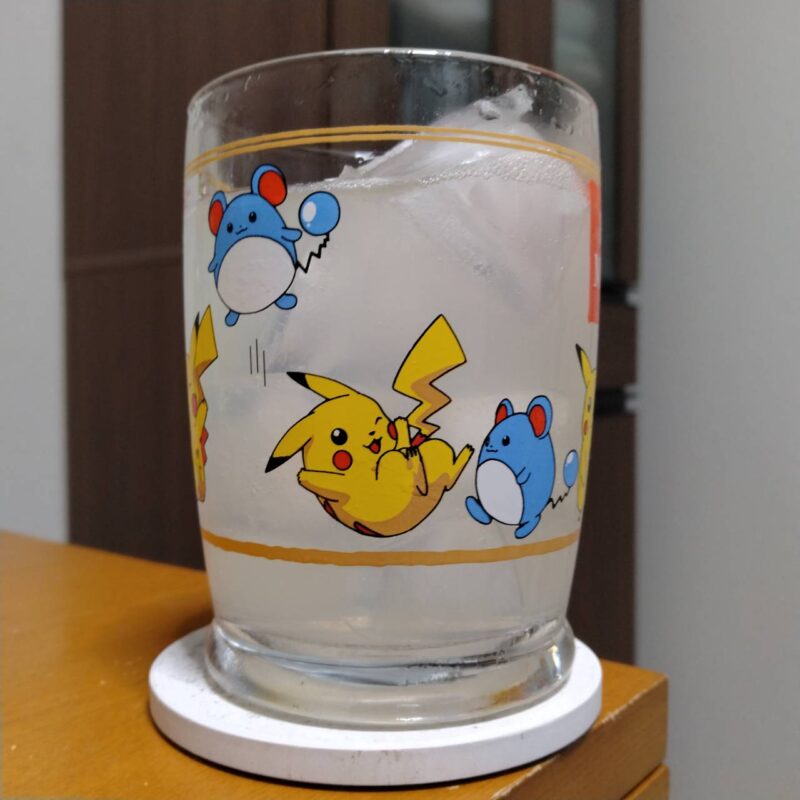 グラスに注いだキリン本搾り™チューハイライム(その2)