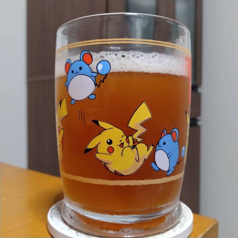 グラスに注いだバラデン L'IPPA(イッパ)缶(その2)