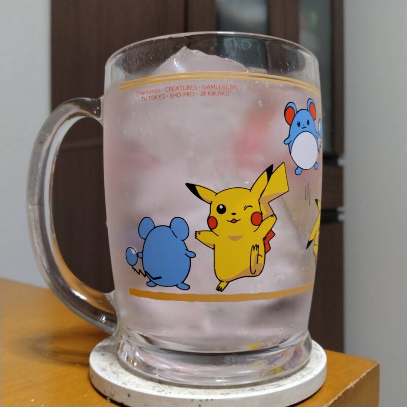 グラスに注いだキリン麒麟特製アセロラサワー(期間限定)その1