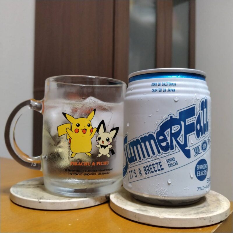 WAKAZE SummerFall CLASSIC BUBBLESとグラスに注いだWAKAZE SummerFall CLASSIC BUBBLES