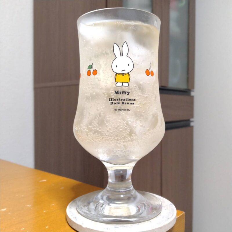 グラスに注いだ 松井酒造大山サクラハイボール