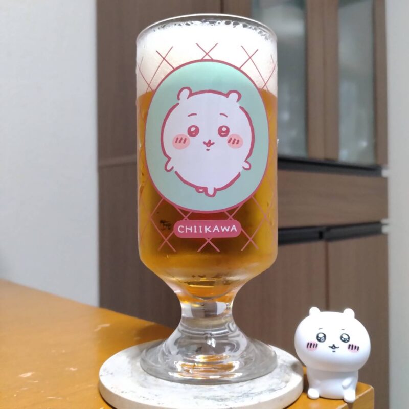 グラスに注いだサントリーセブン&アイグループ限定エールズ(その1)