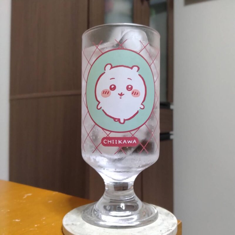グラスに注いだキリンセブン&アイグループ限定氷結®mottainai 富良野メロン(期間限定)その1