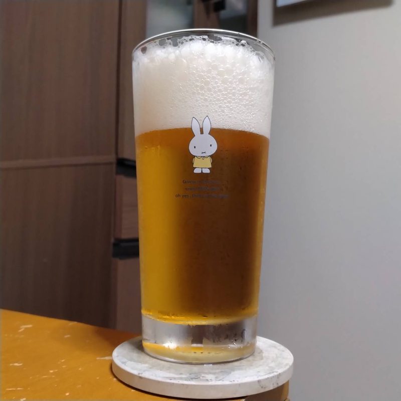 グラスに注いだキリン秋味（期間限定）